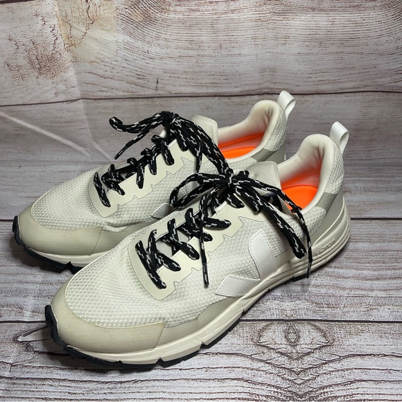 Sold - Picture 4 of 8